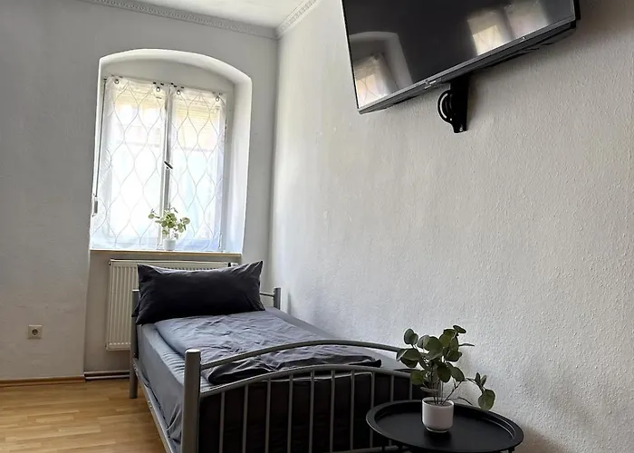 בית נופש Stadthaus Am Dom Mit Terrasse Und Balkon *
